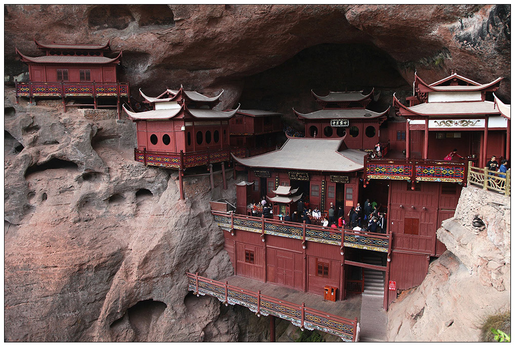 游览“甘露寺”（泰宁风物16） 摄影 尹成