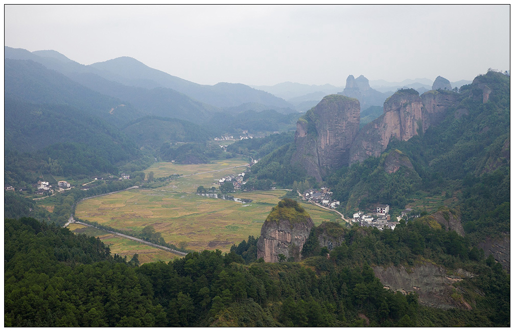 骆驼峰上观景（湘西南游138） 摄影 尹成