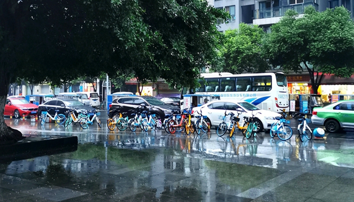 雨 摄影 说三道四