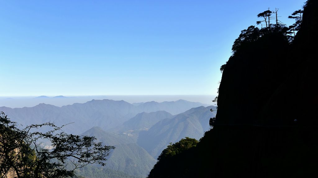 隔山望海 摄影 景仲平