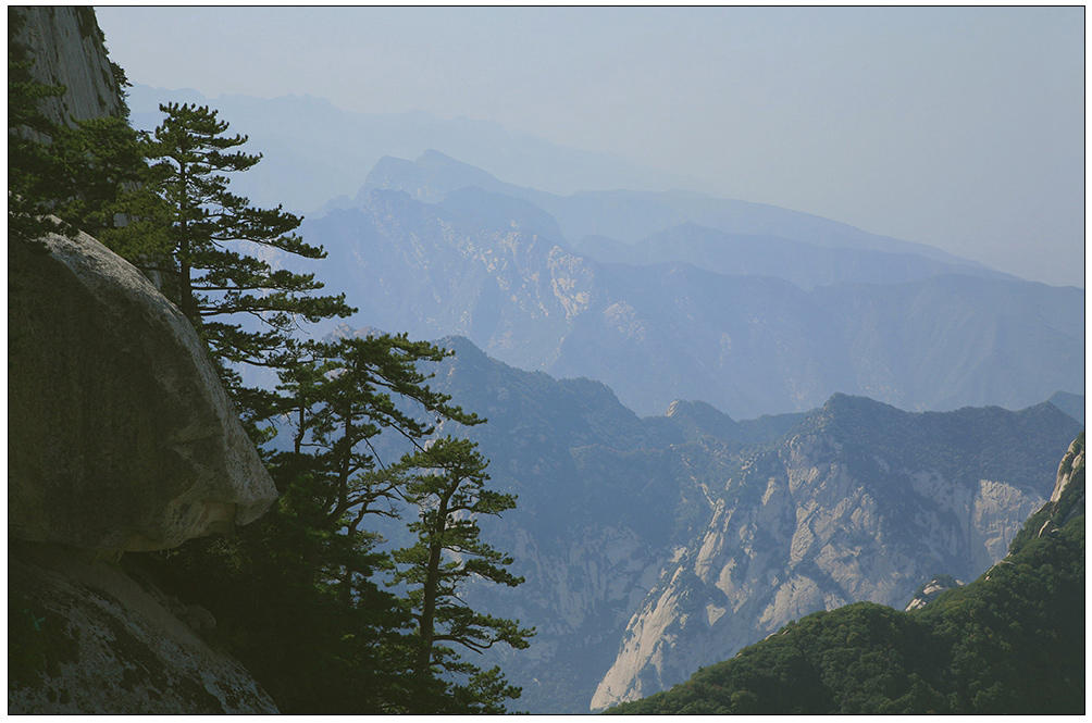 横看成岭侧成峰（登华山032） 摄影 尹成