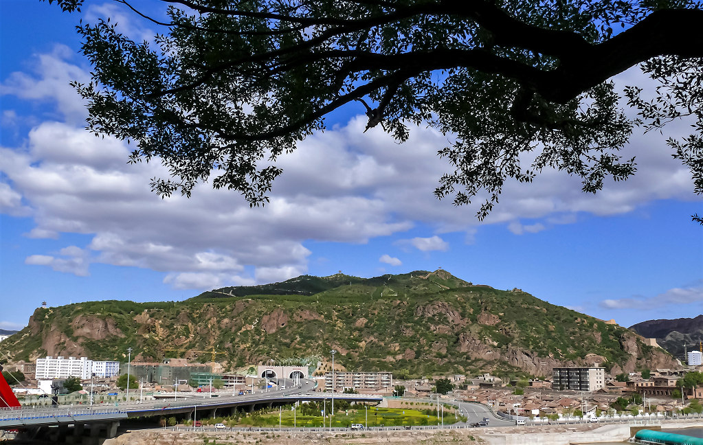 西太平山全景（张家口2010） 摄影 老拙