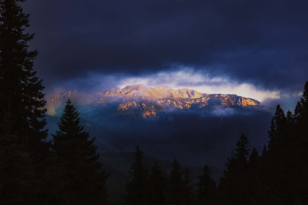 松潘远山 摄影 历兹