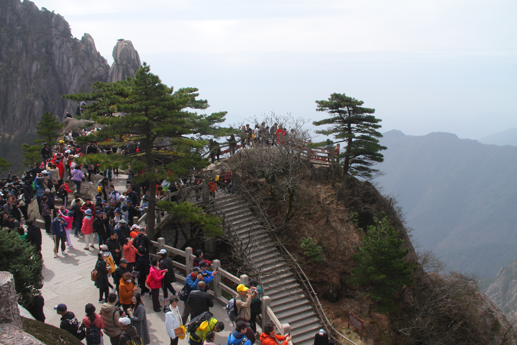 黄山同日游 摄影 胡俊中