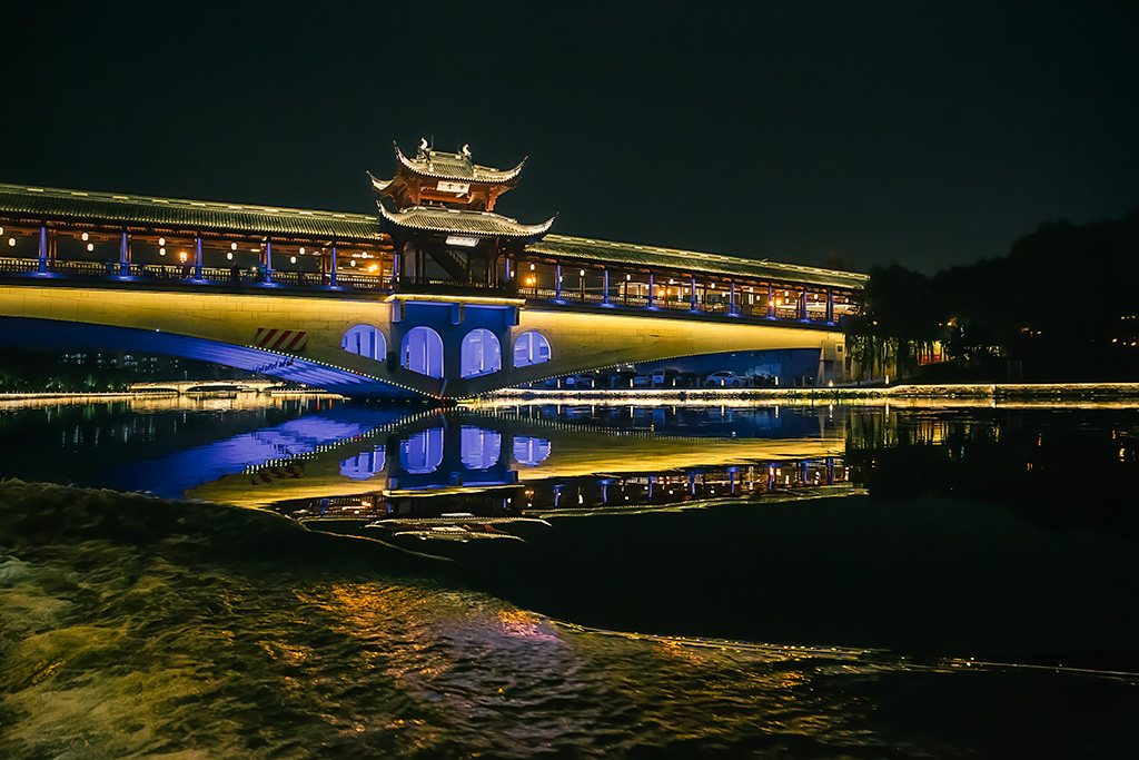 绍兴护城河夜游-廊桥远眺 摄影 上虞鲁班