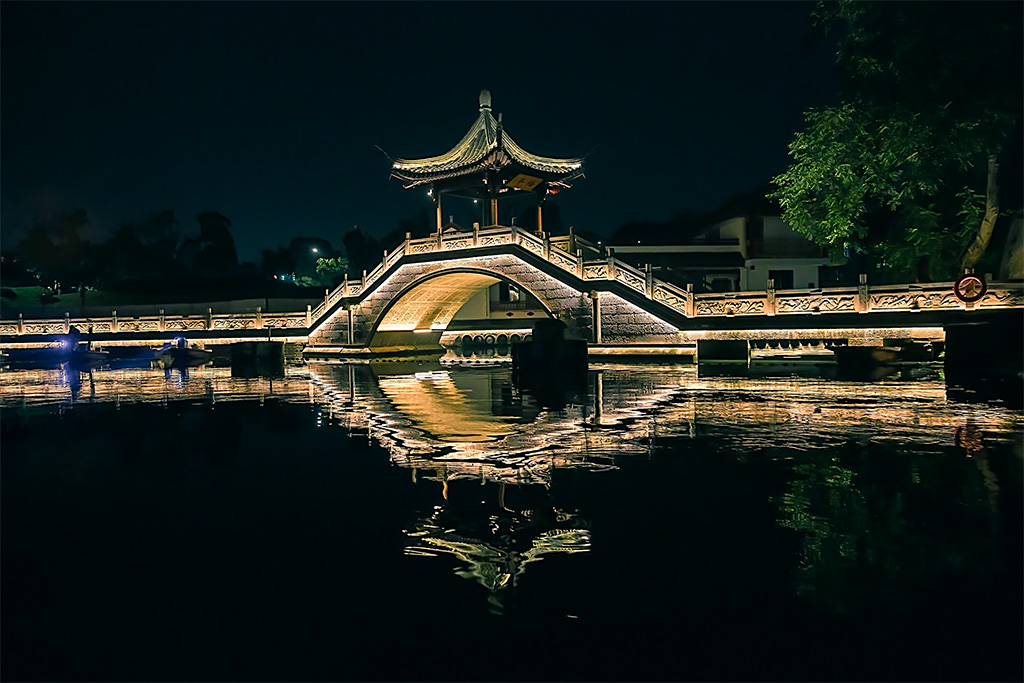 绍兴护城河夜游-亭桥 摄影 上虞鲁班