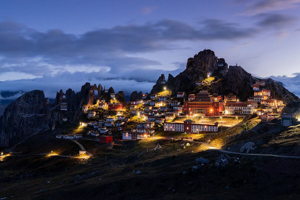 藏乡行48——孜珠寺夜景 摄影 关河纤夫