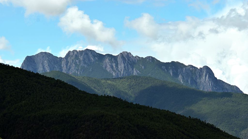 远山雄姿 摄影 景仲平